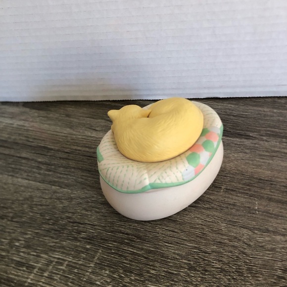 Vtg Hallmark Sleeping Cat Trinket Box - Picture 6 of 15
